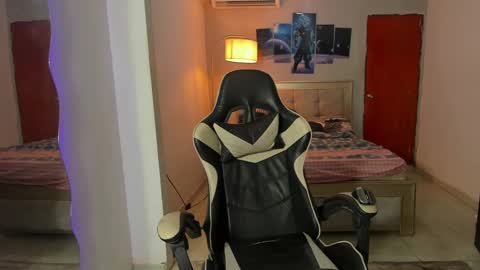 Snapshot of jake_pons chatting on 03-11-25, 01:16 Jake Pons online show from 03-11-25, 01:16