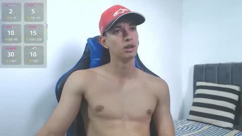 Snapshot of jake_shadow14 chatting on 12-05-25, 08:49 Hi guys im new 3 online show from 12-05-25, 08:49