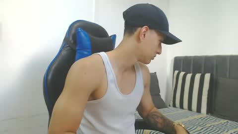 Snapshot of jake_shadow14 chatting on 04-23-26, 09:17 Hi guys im new 3 online show from 04-23-26, 09:17