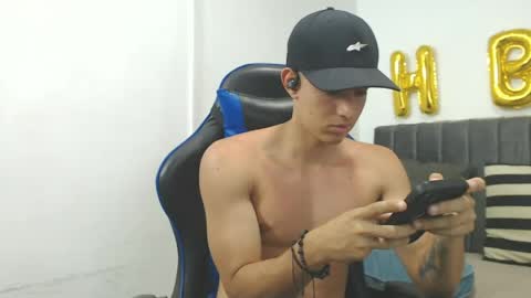 Snapshot of jake_shadow14 chatting on 05-20-26, 10:38 Hi guys im new 3 online show from 05-20-26, 10:38