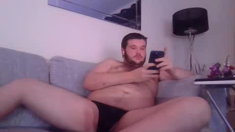 Snapshot of jakecummings69 chatting on 01-10-26, 06:09 Jake Cummings online show from 01-10-26, 06:09