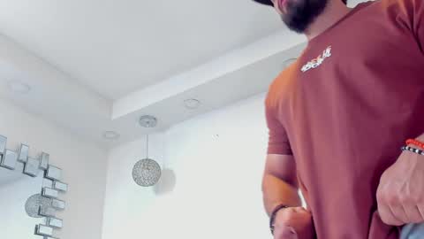 Snapshot of jakeskye chatting on 01-17-25, 09:50 JakeSkye online show from 01-17-25, 09:50