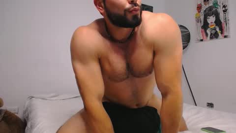 Snapshot of jakeskye chatting on 10-22-25, 07:57 JakeSkye online show from 10-22-25, 07:57