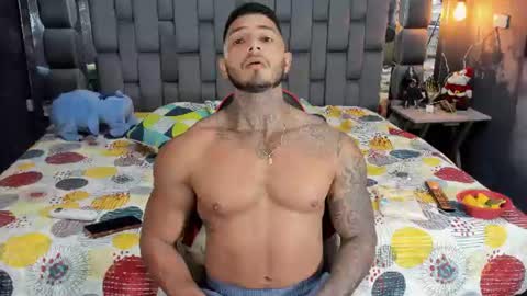 Snapshot of jaketayler10 chatting on 06-10-26, 11:24 my name is sebas If you come here dont hesitate to say hello Im a guy who really likes having conversations and having hot online show from 06-10-26, 11:24