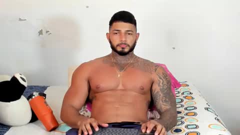 Snapshot of jaketayler10 chatting on 07-07-26, 05:28 my name is sebas If you come here dont hesitate to say hello Im a guy who really likes having conversations and having hot online show from 07-07-26, 05:28