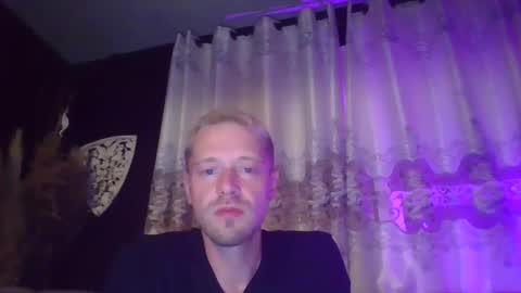 Snapshot of jakjakrabbit chatting on 10-10-25, 12:53 jakjakrabbit online show from 10-10-25, 12:53