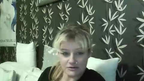 JAKKI LOUISE pornstar online show from 11-10-25, 06:51