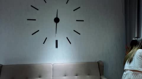 Iris online show from 11-21-25, 05:17