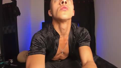 LeonardoInsta LeonardoperezcoPvt open online show from 02-26-25, 02:37