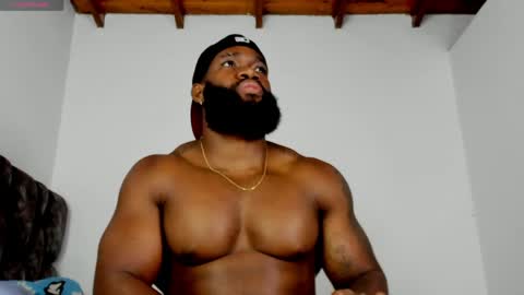 Snapshot of james_bbcmuscle chatting on 05-06-26, 12:30 James BBC online show from 05-06-26, 12:30