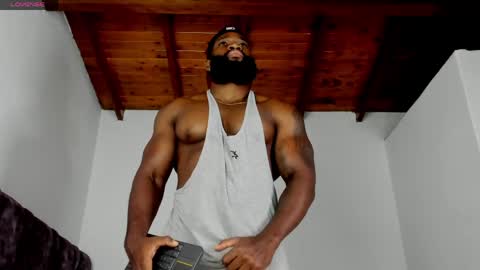 Snapshot of james_bbcmuscle chatting on 05-07-26, 12:27 James BBC online show from 05-07-26, 12:27