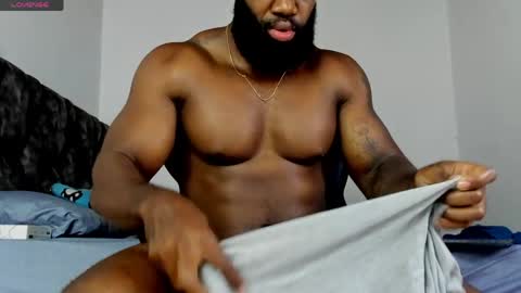 Snapshot of james_bbcmuscle chatting on 05-15-26, 11:23 James BBC online show from 05-15-26, 11:23