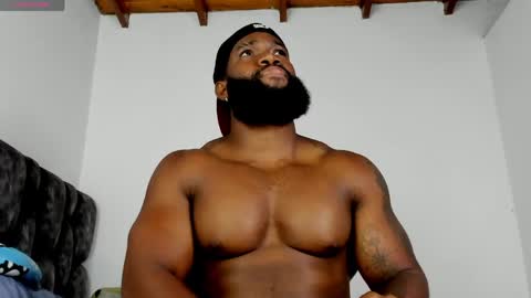 Snapshot of james_bbcmuscle chatting on 05-19-26, 10:38 James BBC online show from 05-19-26, 10:38