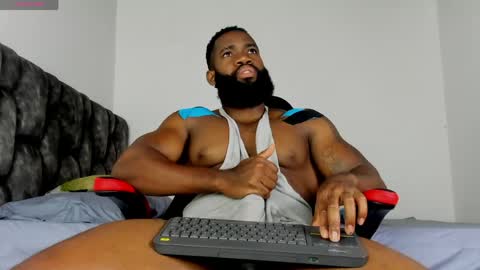 Snapshot of james_bbcmuscle chatting on 06-05-26, 01:23 James BBC online show from 06-05-26, 01:23