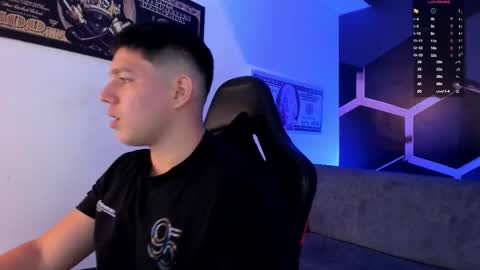 Snapshot of james_cr chatting on 09-09-25, 02:55 james_cr online show from 09-09-25, 02:55