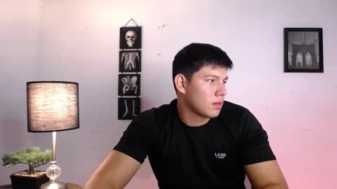 Snapshot of james_cr chatting on 11-19-25, 01:05 james_cr online show from 11-19-25, 01:05