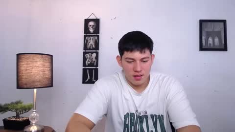 Snapshot of james_cr chatting on 11-20-25, 05:12 james_cr online show from 11-20-25, 05:12