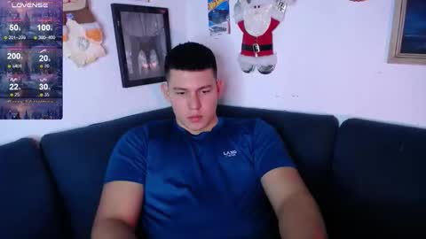 Snapshot of james_cr chatting on 12-18-25, 01:22 james_cr online show from 12-18-25, 01:22