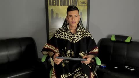 Jamesinked  online show from 01-03-25, 03:27