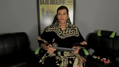 Jamesinked  online show from 02-16-25, 05:04