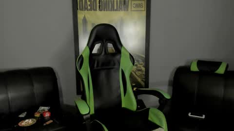 Jamesinked  online show from 02-26-25, 12:49