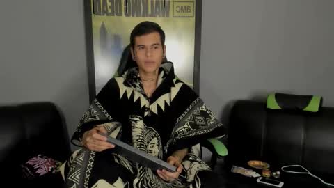 Jamesinked  online show from 03-07-25, 05:18