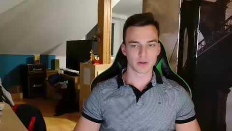 jamesss11158699 online show from 12-01-24, 10:21