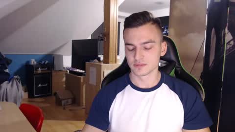 jamesss11158699 online show from 01-21-25, 06:55