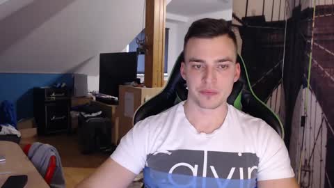jamesss11158699 online show from 02-06-25, 02:58