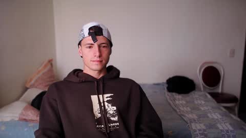 jamesss____ online show from 12-21-24, 03:31