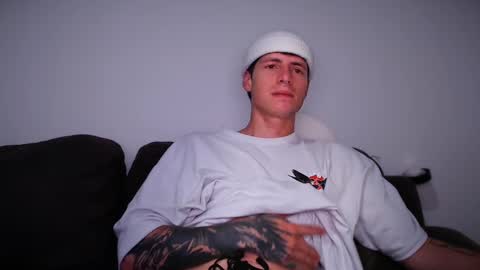jamesss____ online show from 02-27-25, 01:48