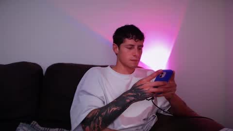jamesss____ online show from 02-27-25, 07:47