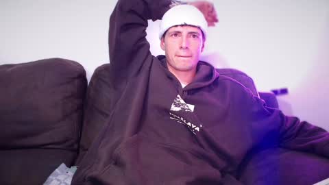 jamesss____ online show from 02-28-25, 04:21