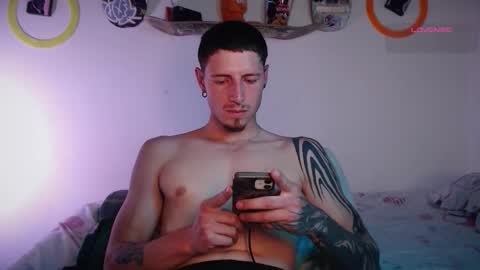 jamesss____ online show from 11-07-25, 06:19