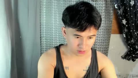 Snapshot of jamesthebigcockxxx chatting on 06-10-26, 11:35 jamesthebigcockxxx online show from 06-10-26, 11:35
