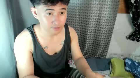 Snapshot of jamesthebigcockxxx chatting on 06-11-26, 12:32 jamesthebigcockxxx online show from 06-11-26, 12:32