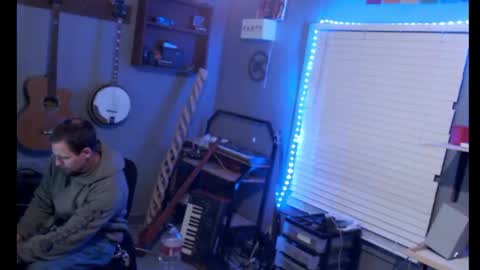 Snapshot of jameswebbscope chatting on 05-05-26, 05:37 Jameswebbscope online show from 05-05-26, 05:37