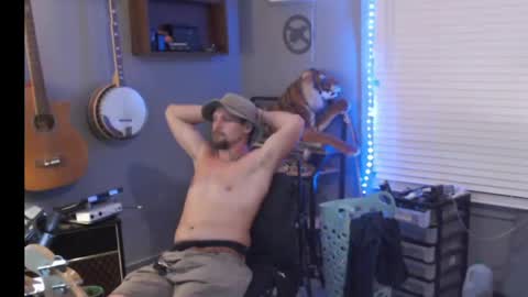 Snapshot of jameswebbscope chatting on 05-14-26, 12:01 Jameswebbscope online show from 05-14-26, 12:01