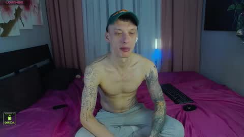 Snapshot of jamie_inked chatting on 01-08-26, 06:59 jamie inked online show from 01-08-26, 06:59