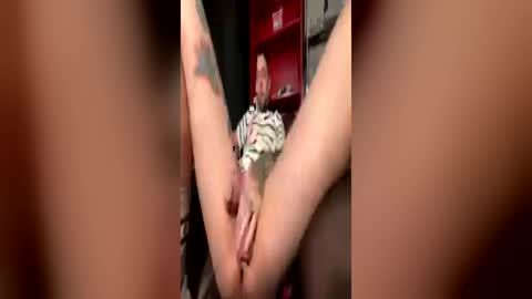 OF - Jamiejordans online show from 06-17-26, 01:19