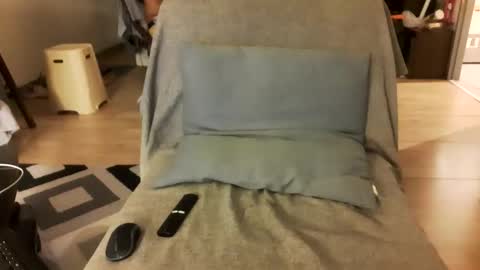 Snapshot of jamielonnas chatting on 05-04-26, 03:19 Jamie Lonnas online show from 05-04-26, 03:19