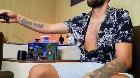 Robbie online show from 09-15-25, 05:07