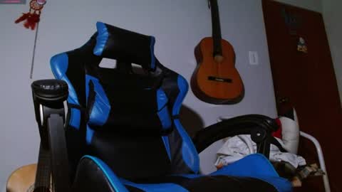 Jammes. online show from 06-10-26, 04:12