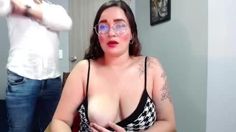 Snapshot of jane_and_paul1 chatting on 03-07-25, 10:43    online show from 03-07-25, 10:43