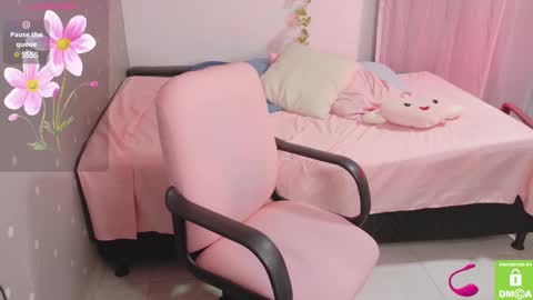 Snapshot of jane_atwood_ chatting on 03-09-25, 08:10 Jane Atwood online show from 03-09-25, 08:10