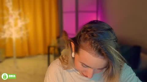 Snapshot of jane_bloempje chatting on 01-27-25, 12:12 Jane and sheron online show from 01-27-25, 12:12