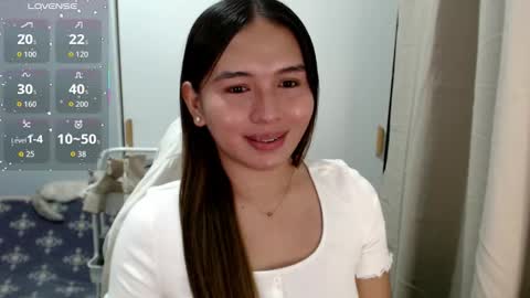 Snapshot of jane_bratxxx chatting on 12-21-25, 11:56 YOUR LOVELY JANE online show from 12-21-25, 11:56