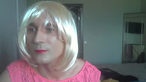 Snapshot of jane_cd chatting on 05-26-26, 08:32 jane_cd online show from 05-26-26, 08:32