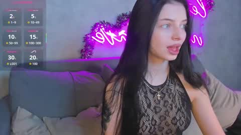 Snapshot of jane_johnston chatting on 01-14-26, 10:47 Eva online show from 01-14-26, 10:47