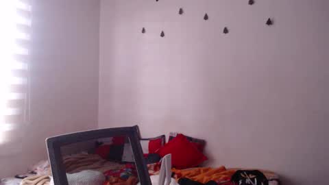 Snapshot of jane_r chatting on 02-12-26, 09:10 Jane online show from 02-12-26, 09:10